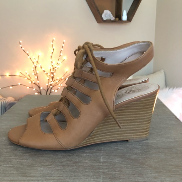 Vince Camuto wedge sandals - Picture 1 of 6
